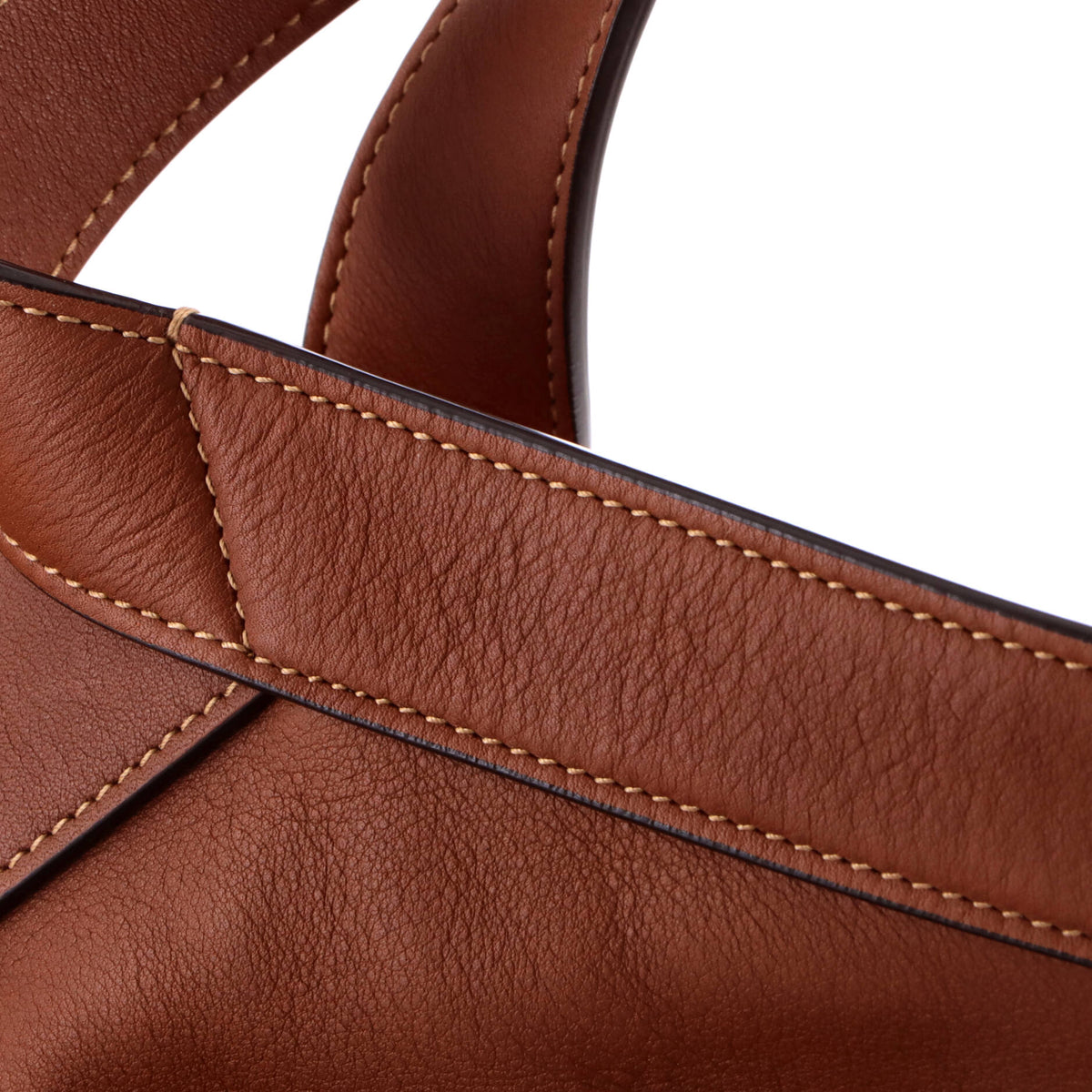 Y Tote Leather Medium