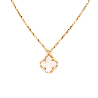 Sweet Alhambra Pendant Necklace 18K Yellow Gold and Mother of Pearl