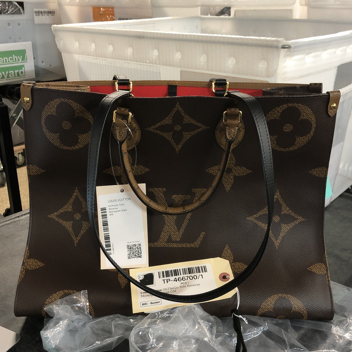 OnTheGo Tote Reverse Monogram Giant GM