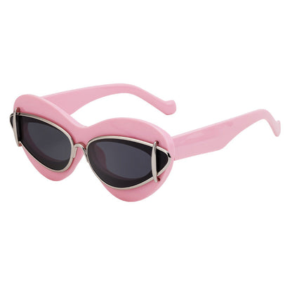 Women's Y2K Cat-Eye Small Frame Sunglasses — Trendy Driving Shades