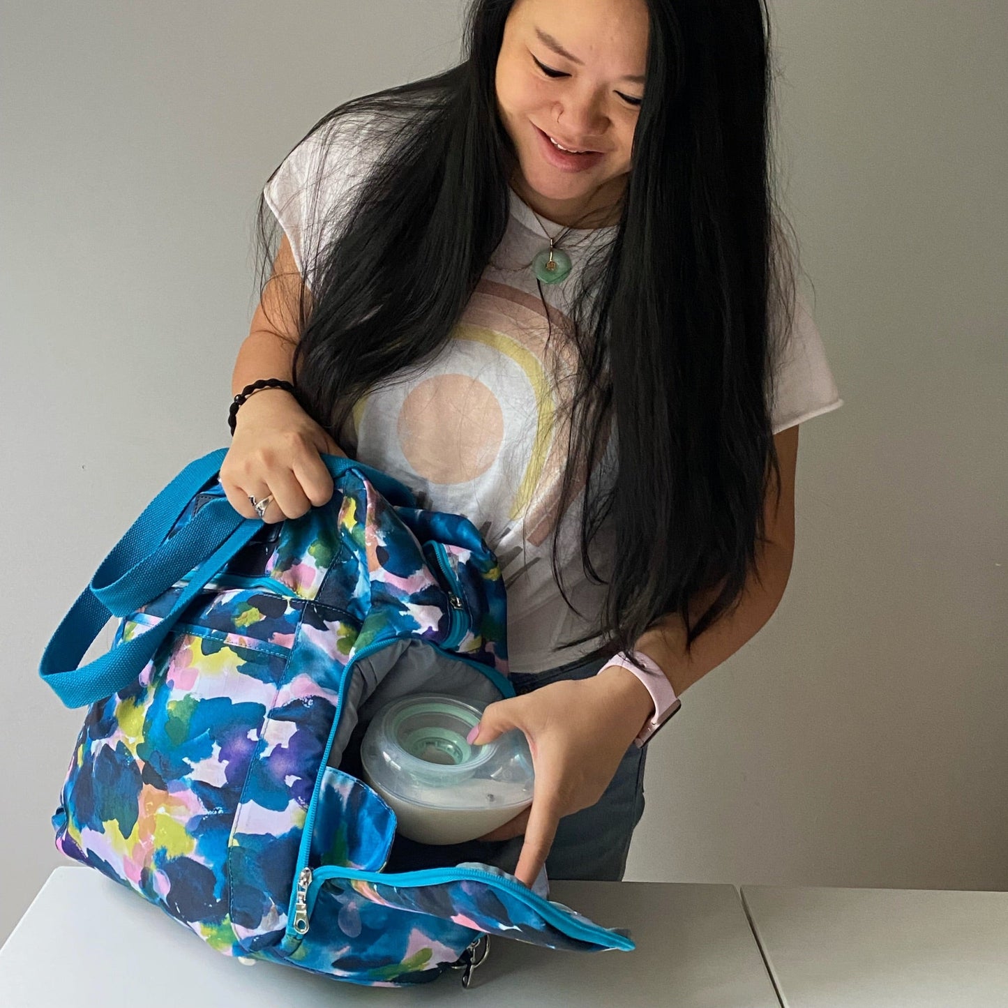 Sarah Wells Kelly Breast Pump Backpack & Tote  – Insulated Pocket, Laptop Sleeve & Easy-Clean Interior – Fits All Pumps for Moms