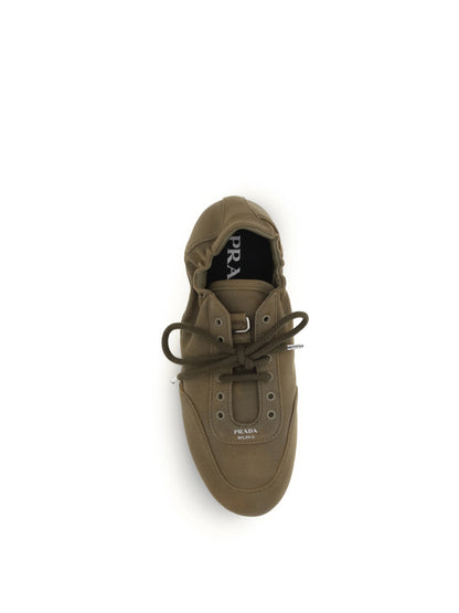 Sneakers Collapse Military