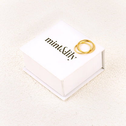 Mint & Lily Dainty Interlocking Fidget Ring