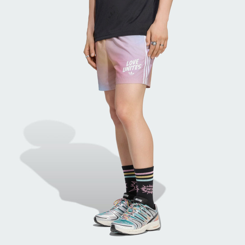 Pink / Pink-