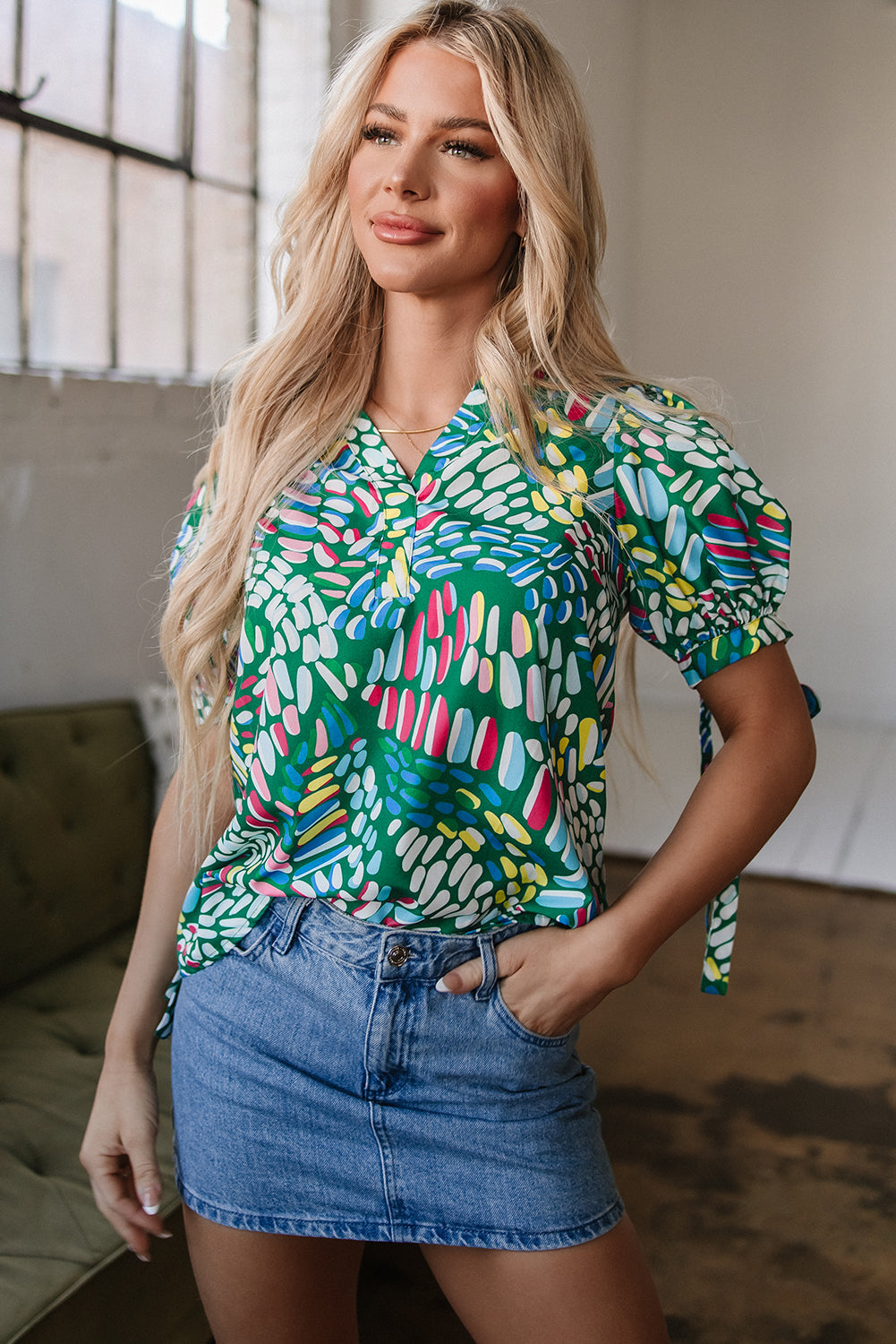 Threaded Pear Ellianna Geometric Puff Sleeve Blouse