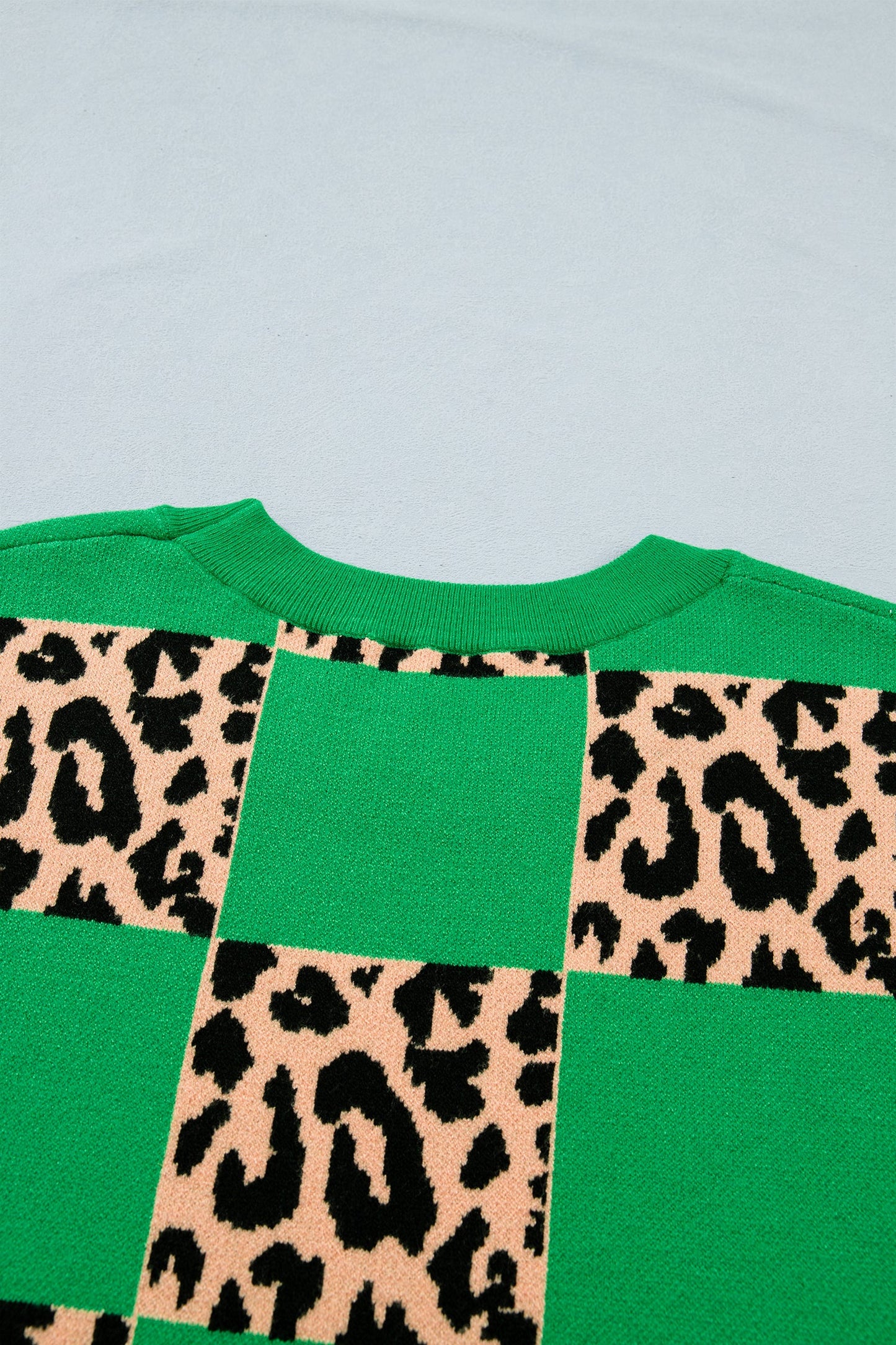 Threaded Pear Cattleya Checkered Short Sleeve Plus Sweater