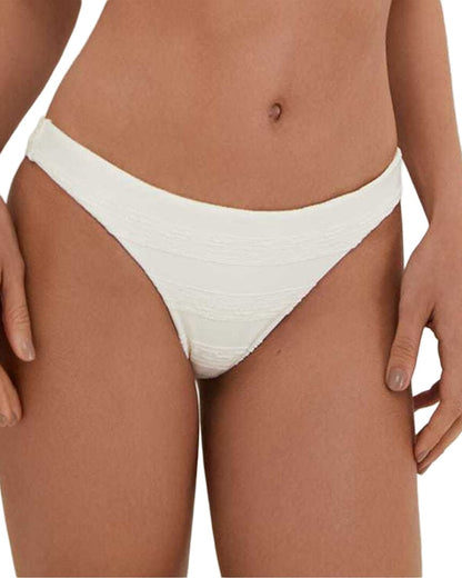 002-WHITE-
