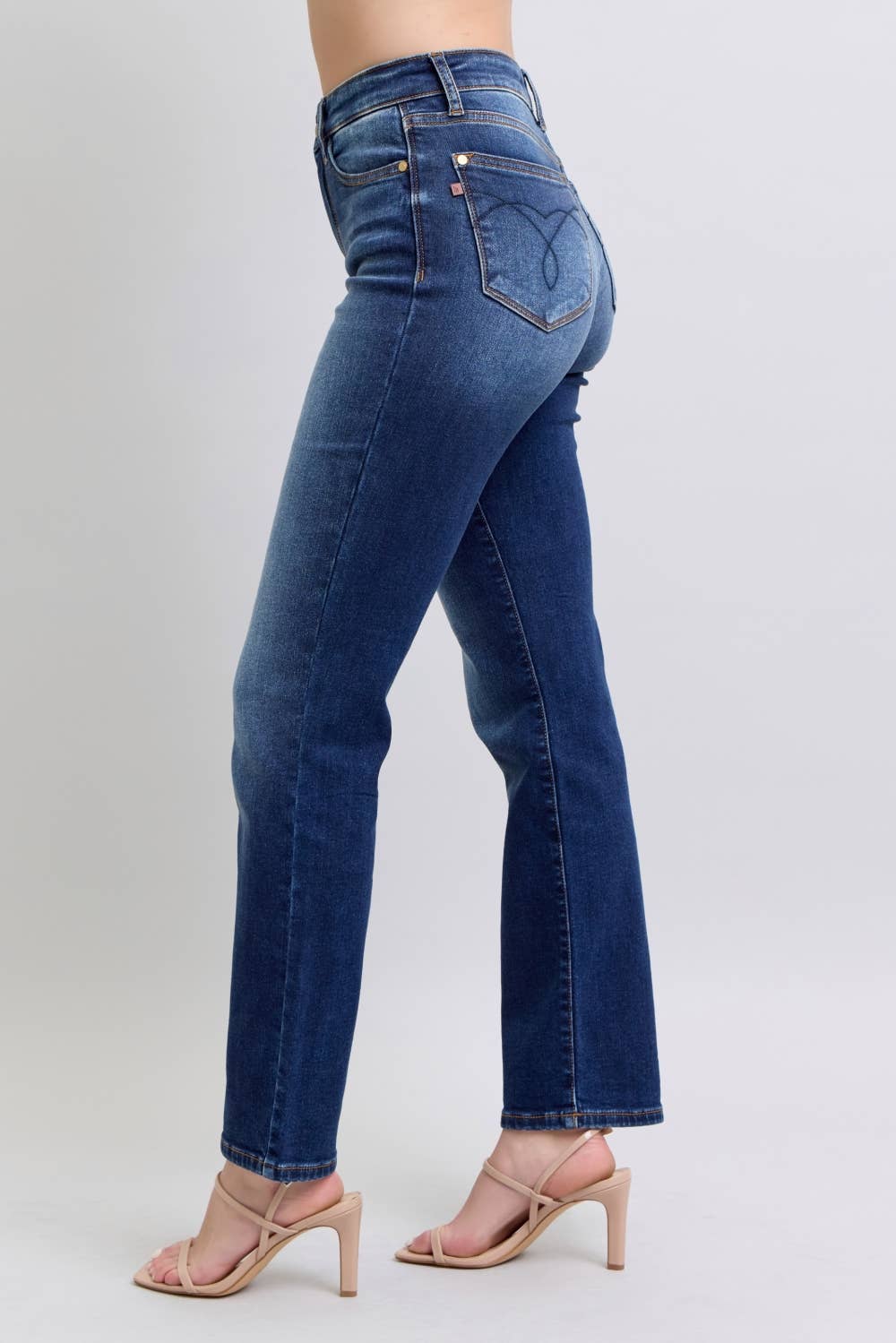 Lara - Vintage Wash Thermal Straight Jeans