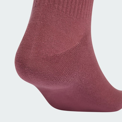 Maroon / Burgundy-