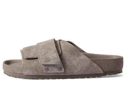Taupe-