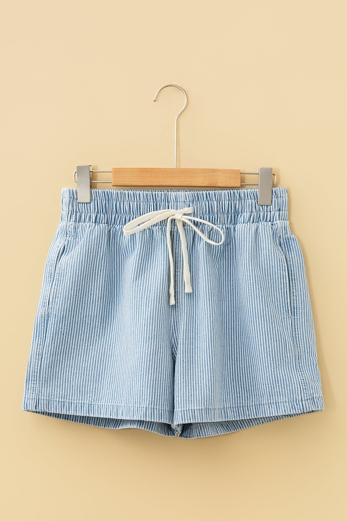 Threaded Pear Honey Elastic Waist Casual Shorts