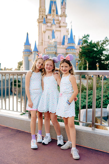 Main Street Magic Scallop Athletic Set