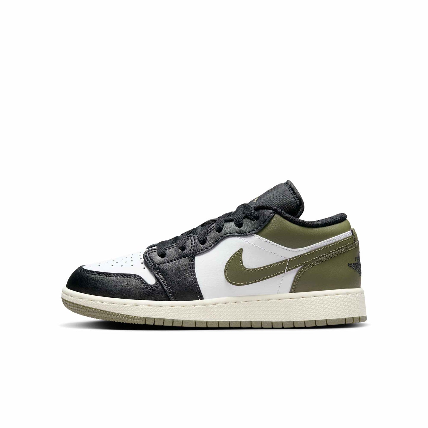 Grade School Air Jordan Retro 1 Low