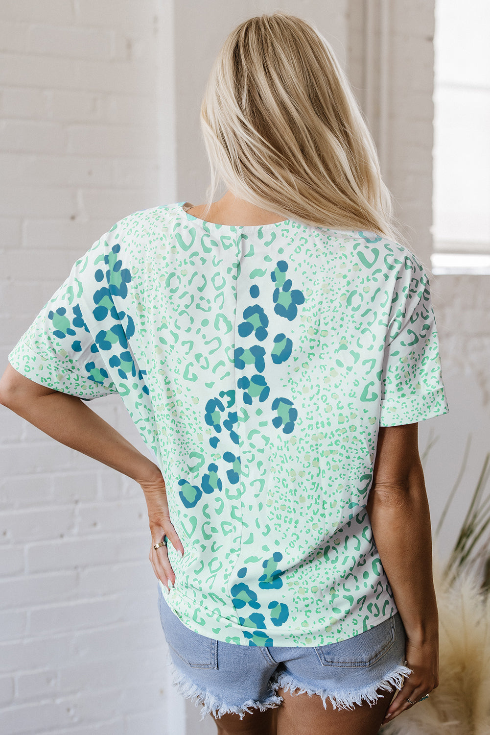 Threaded Pear Azalea Print Short Sleeve Blouse