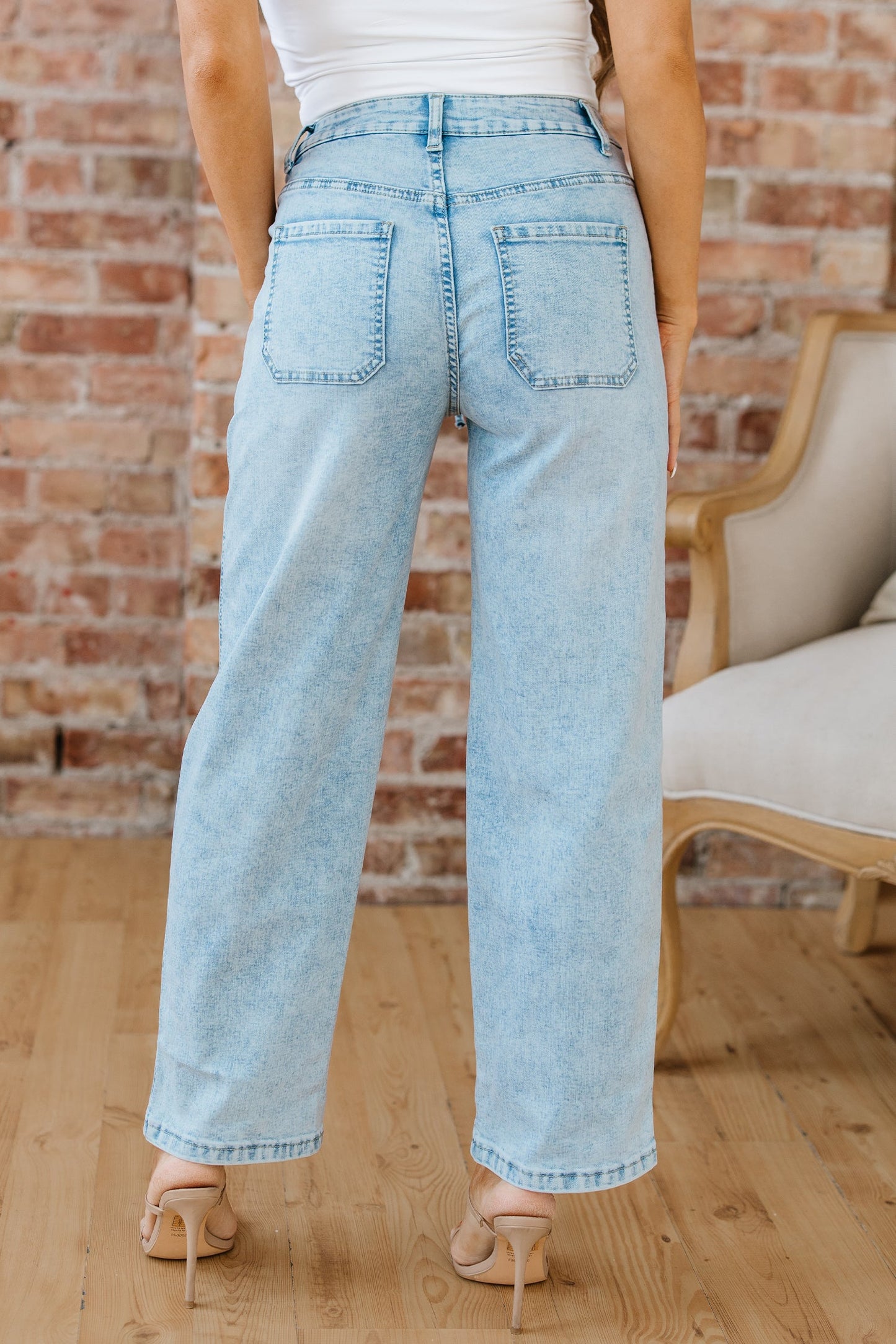 Threaded Pear Ivory Detail Drawstring Barrel Jeans
