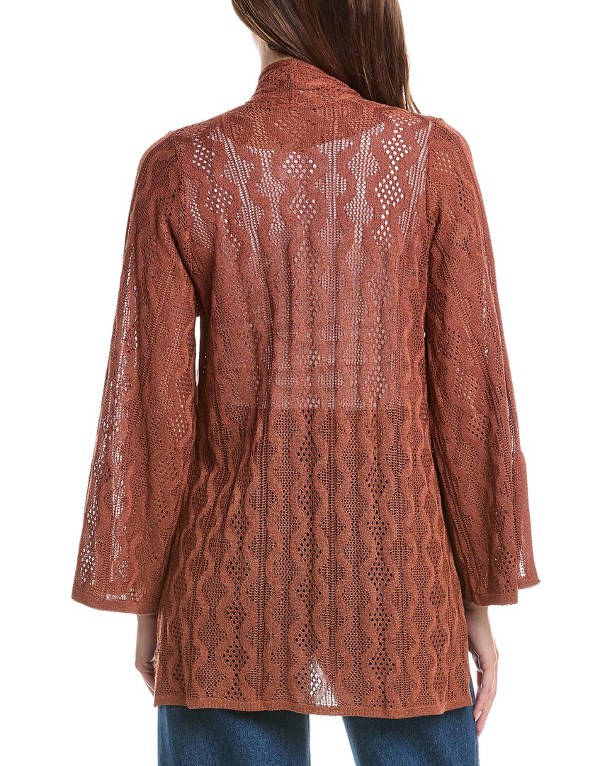023-BROWN-
