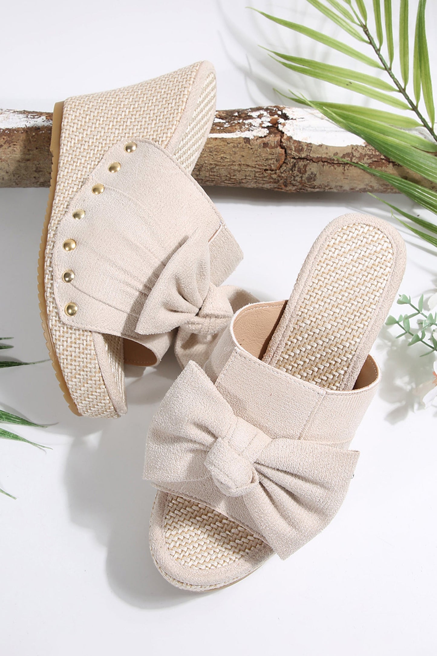 Threaded Pear Nyomi Studded Wedge Platform Slippers