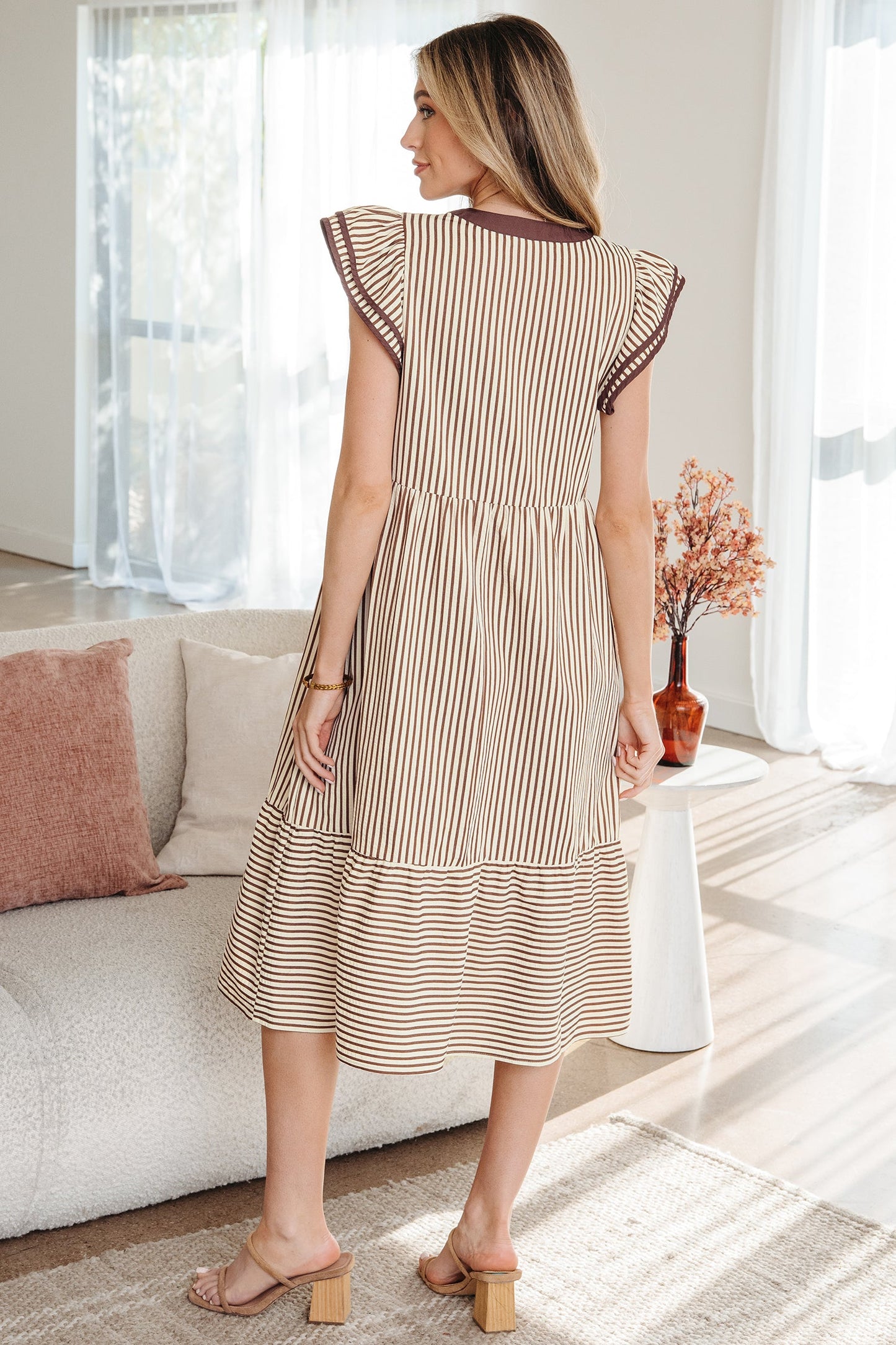 Threaded Pear Makenzie Contrast Trim Midi Dress