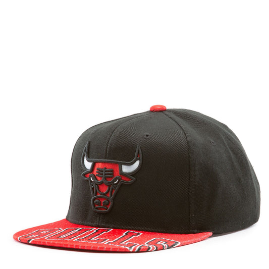 Men's Mitchell & Ness NBA Snapshot Snapback Bulls - Black-Red