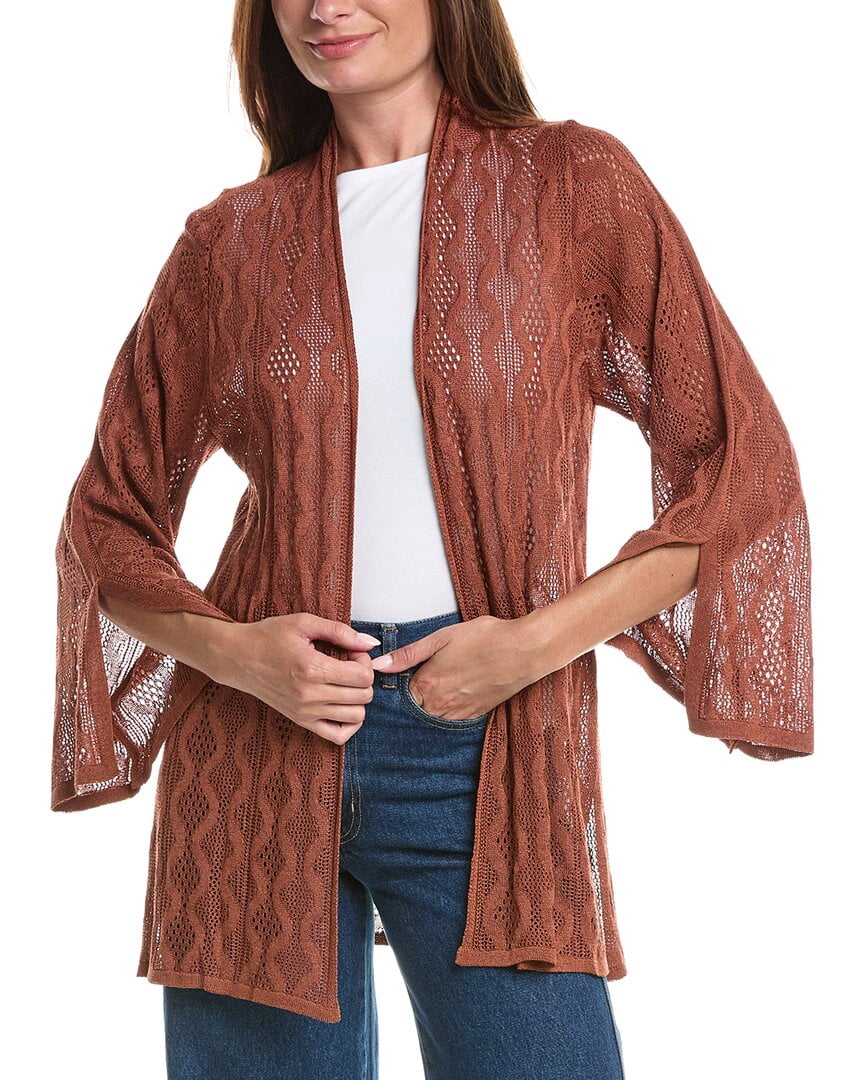 023-BROWN-