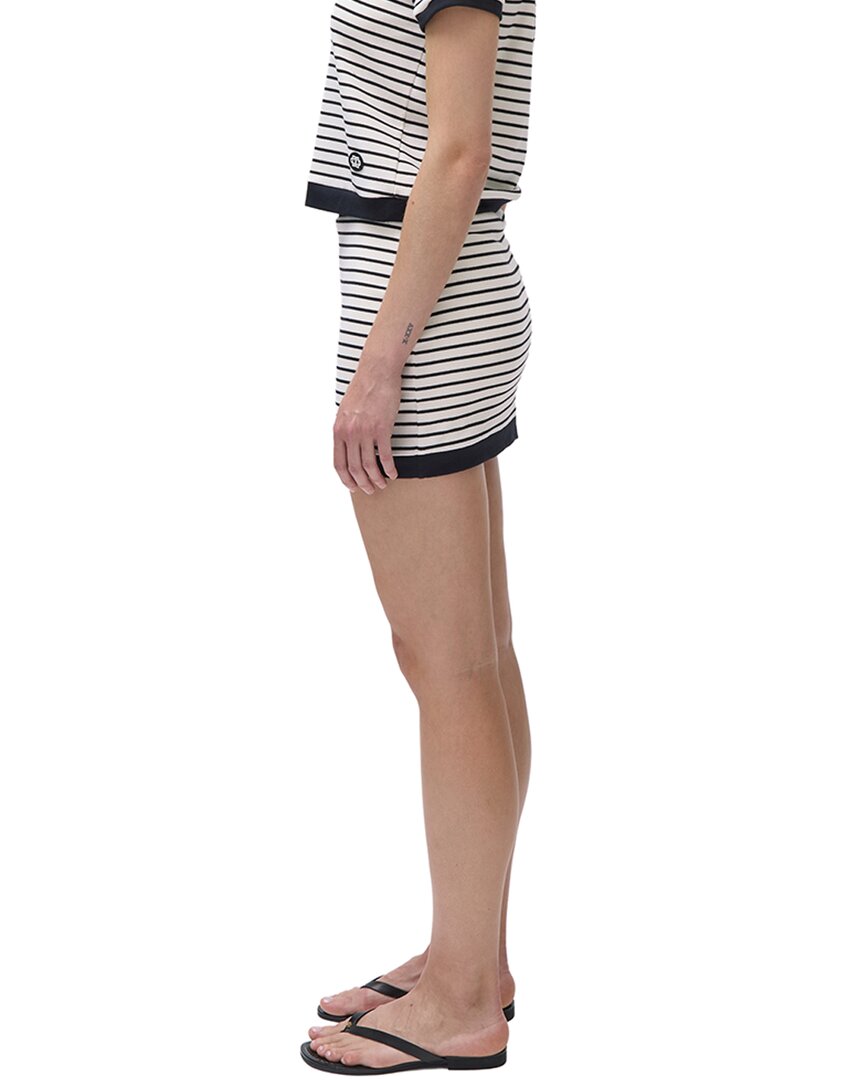 WHITE STRIPE-