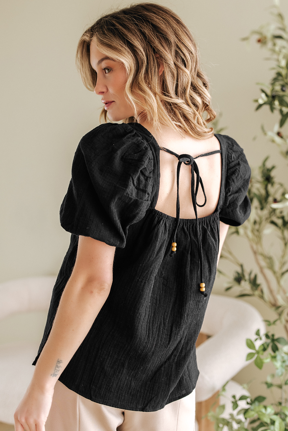 Threaded Pear DAVINA CROCHET SQUARE NECK TEXTURED SHORT SLEEVE BLOUSE
