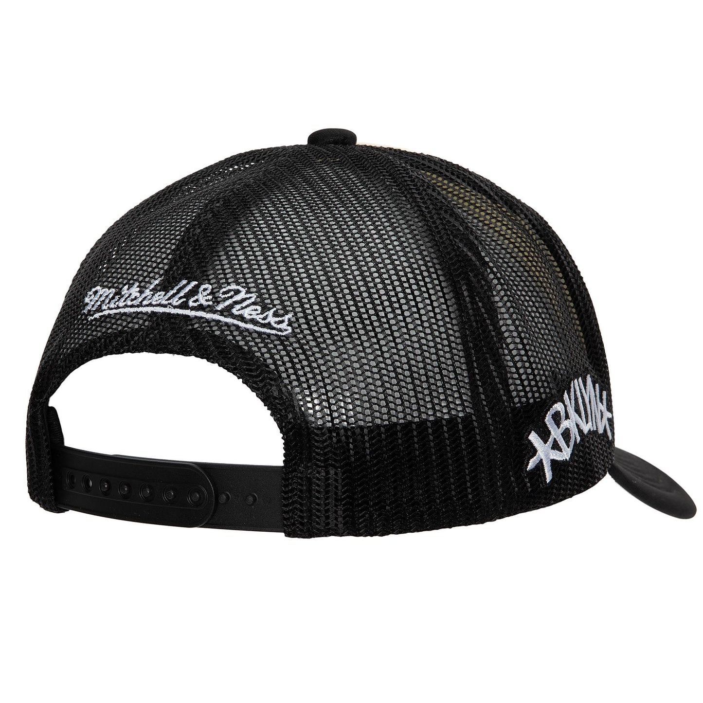 Mitchell & Ness Men's NBA Off White Trucker Nets Hats
