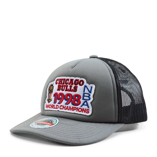 Mitchell & Ness Men's NBA Championship Trucker Bulls Hats