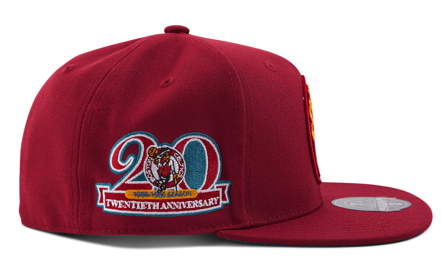 Men's Mitchell & Ness NBA Northern Lights Fitted Hwc Celtics