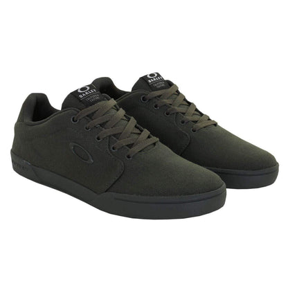 Oakley Men's Canvas Flyer