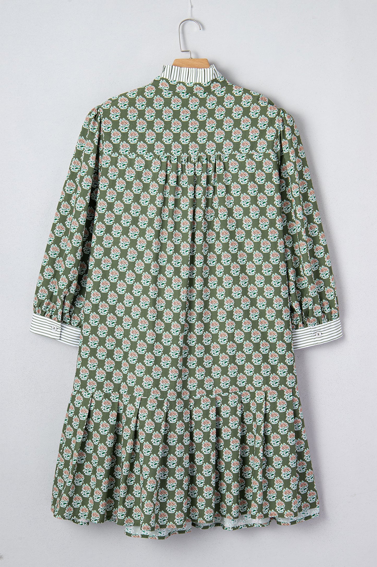 Threaded Pear Olivia 4 Sleeve Floral PLUS Dress