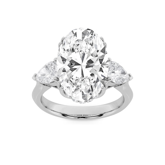 6.5Cttw Oval Shaped Lab Grown Diamond (F/VS) BoldStatement Accented Ring in 14K Gold