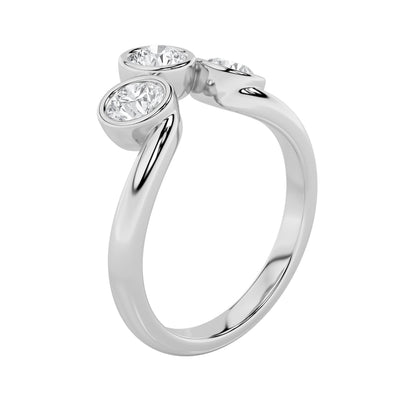 1Cttw Round Shaped Lab Grown Diamond (F/VS) Three Stone Ring in 14K Gold