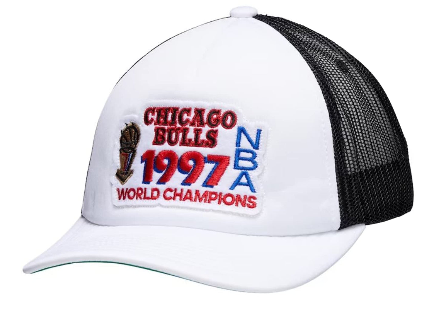 Men's Mitchell & Ness NBA Championship Trucker Bulls - White