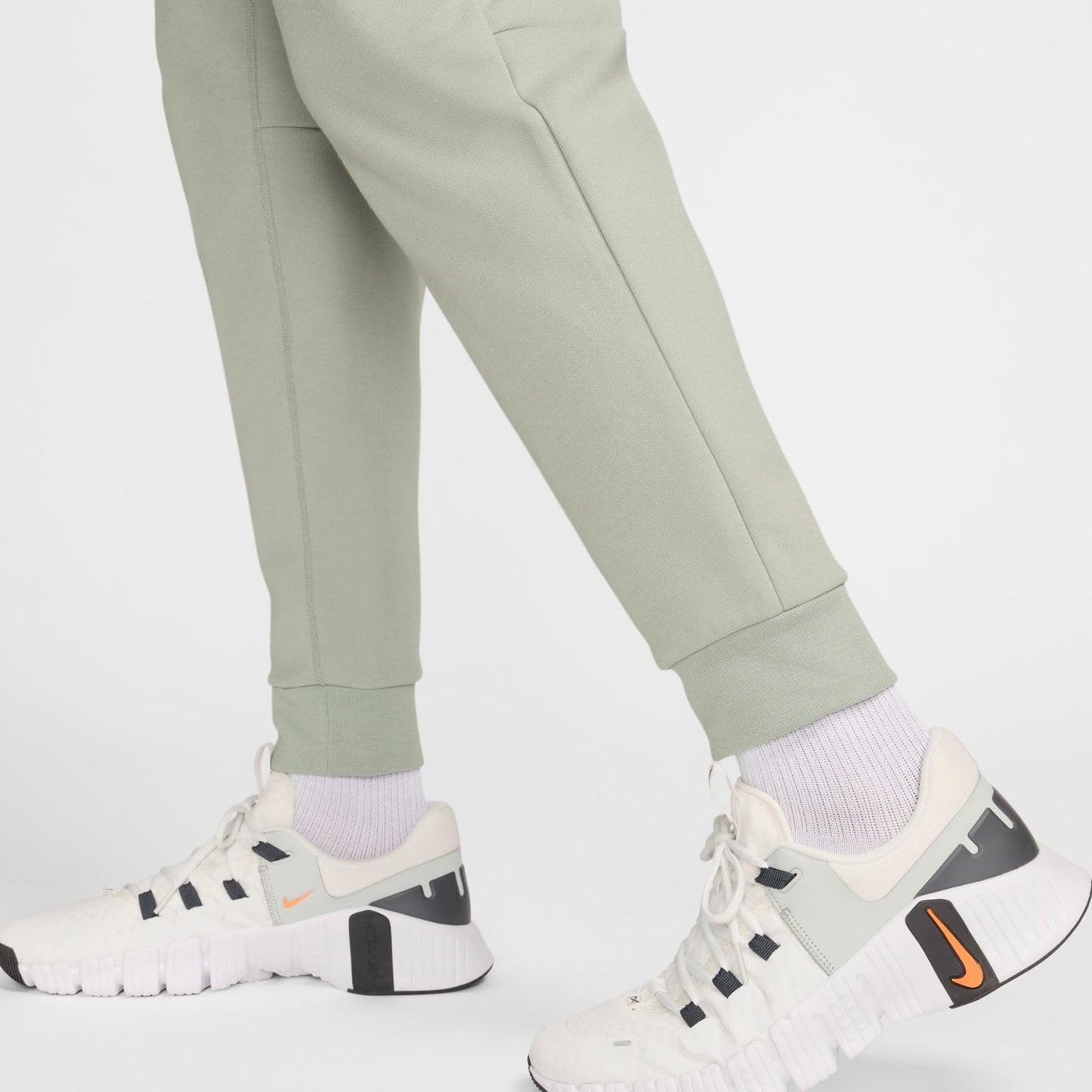 Nike Men's Primary Dri-Fit Uv Versatile Jogger Pants