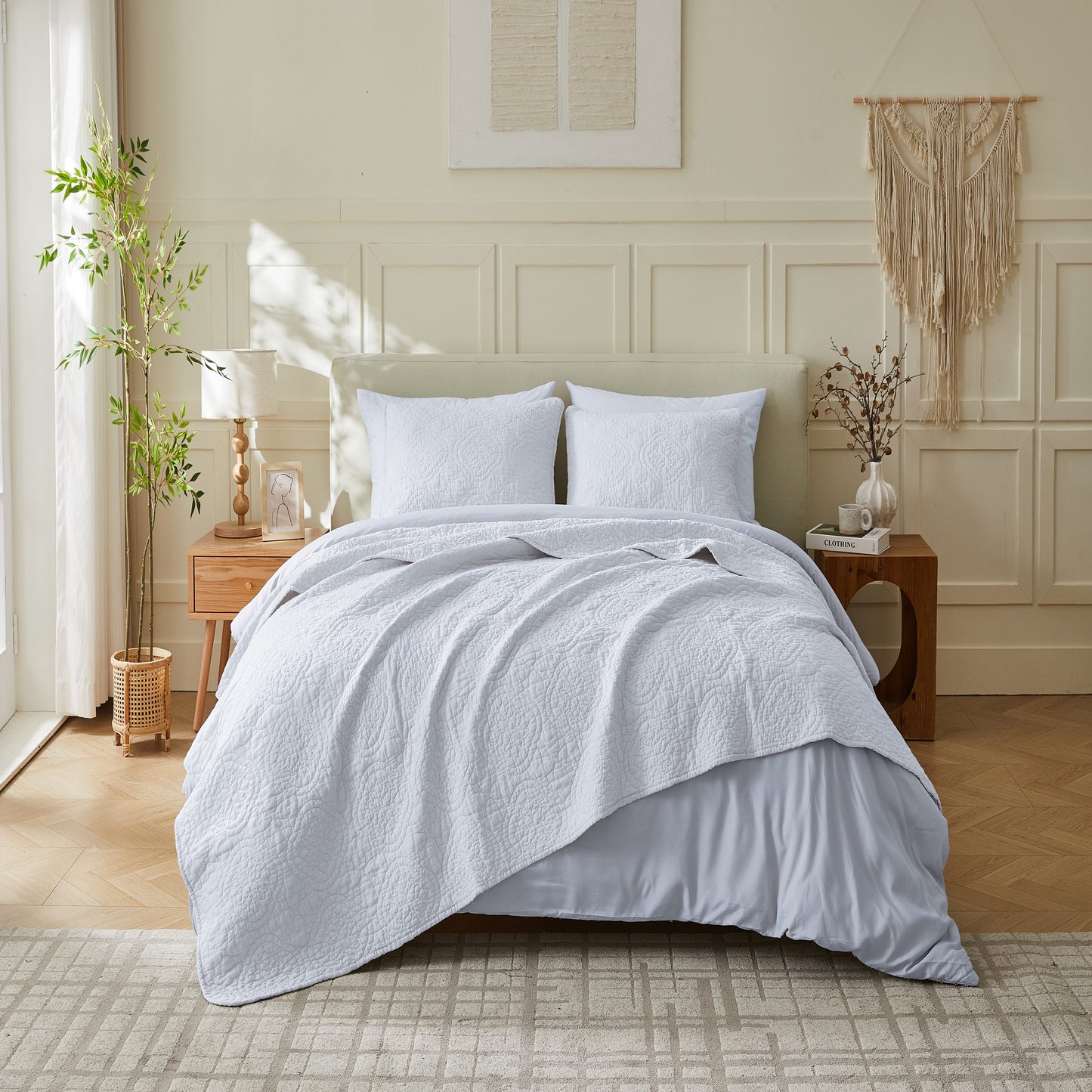 Patina Vie 3 Piece 100% Cotton Stitched Embroidered Quilt Set