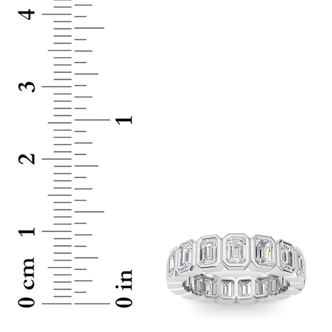 2.5Cttw Emerald Shaped Lab Grown Diamond (F/VS) Eternity Band Ring in 14K Gold