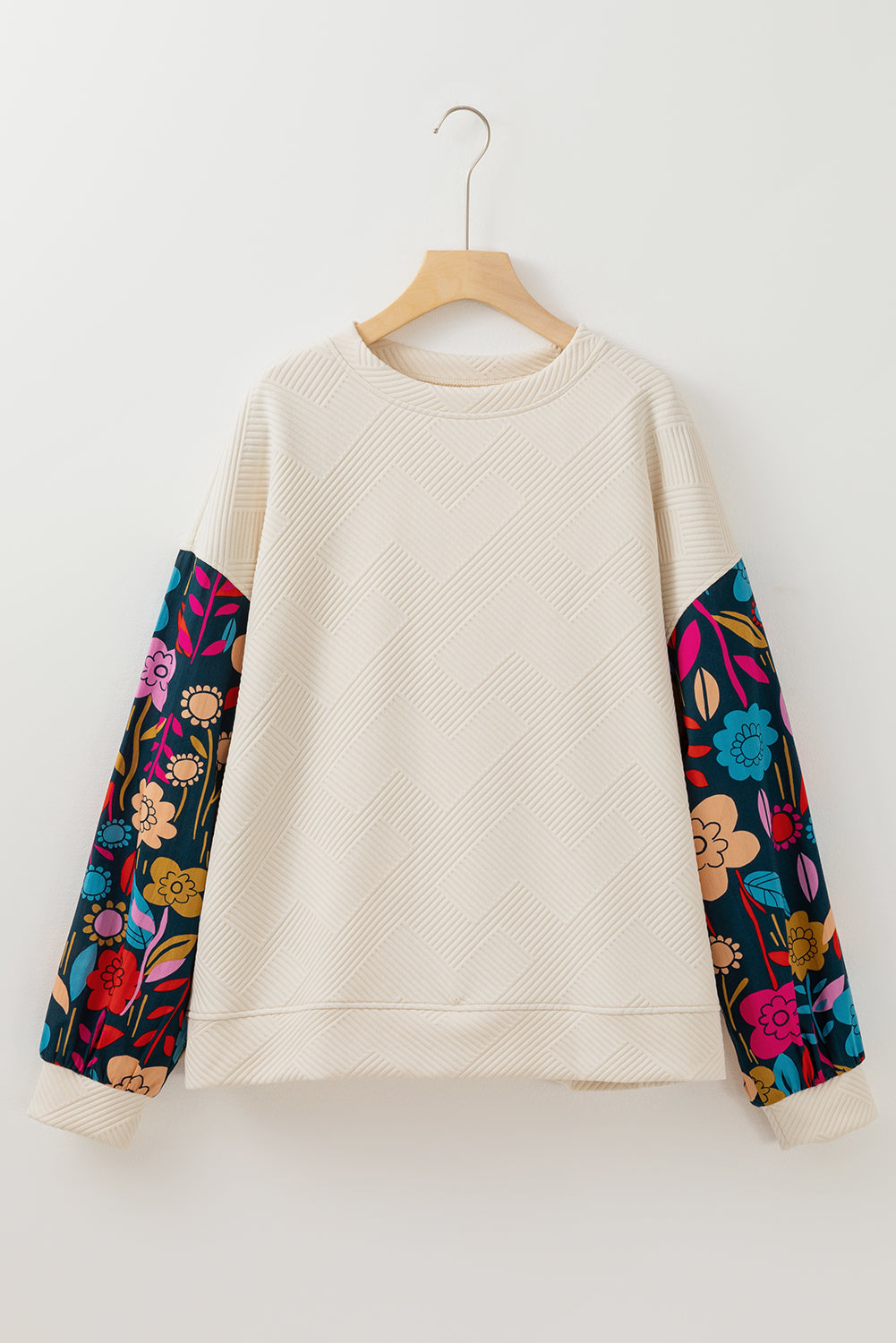 Threaded Pear White Floral Patchwork Sleeve Textured Plus Size Pullover Top