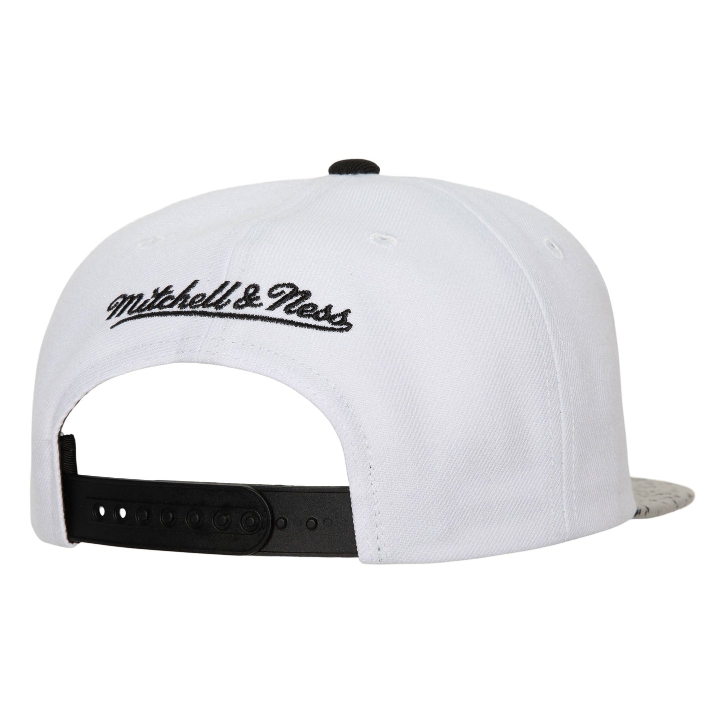 Men's Mitchell & Ness NBA Cement Top Snapback 76Ers - White-Silver