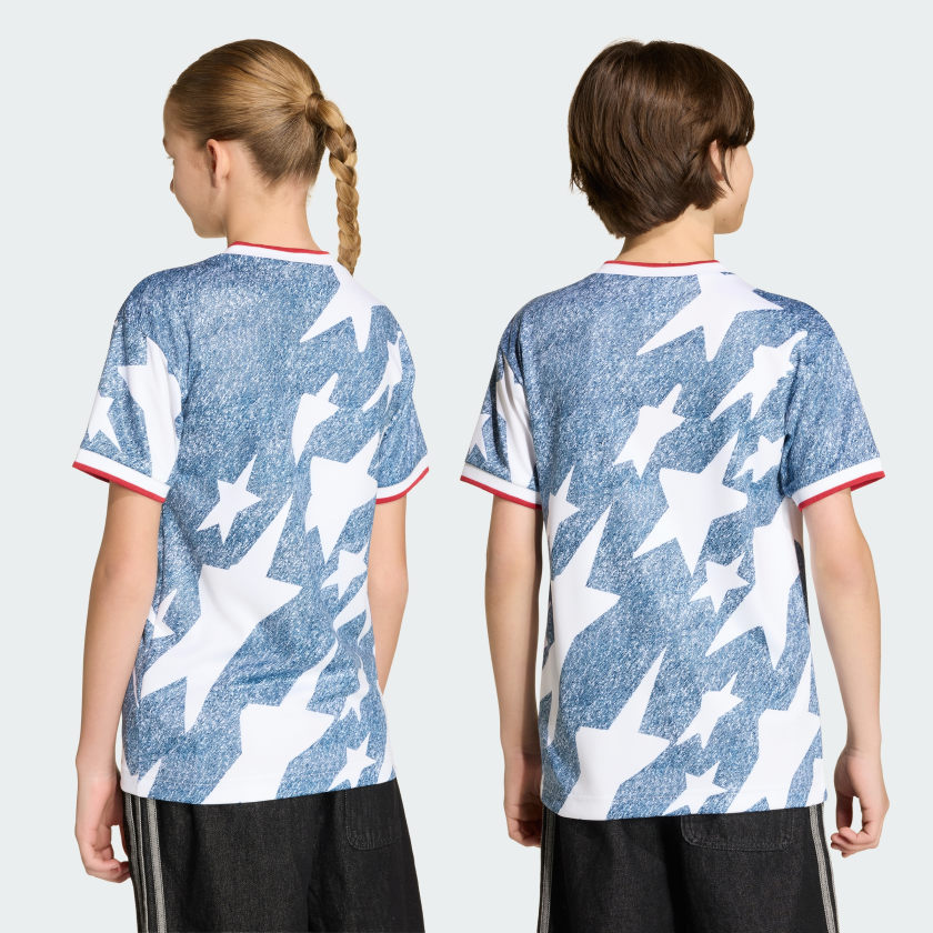 White / Dark Blue-