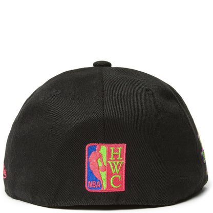 Mitchell & Ness Men's NBA Color Bomb Fitted Hwc Bulls Fitted Caps