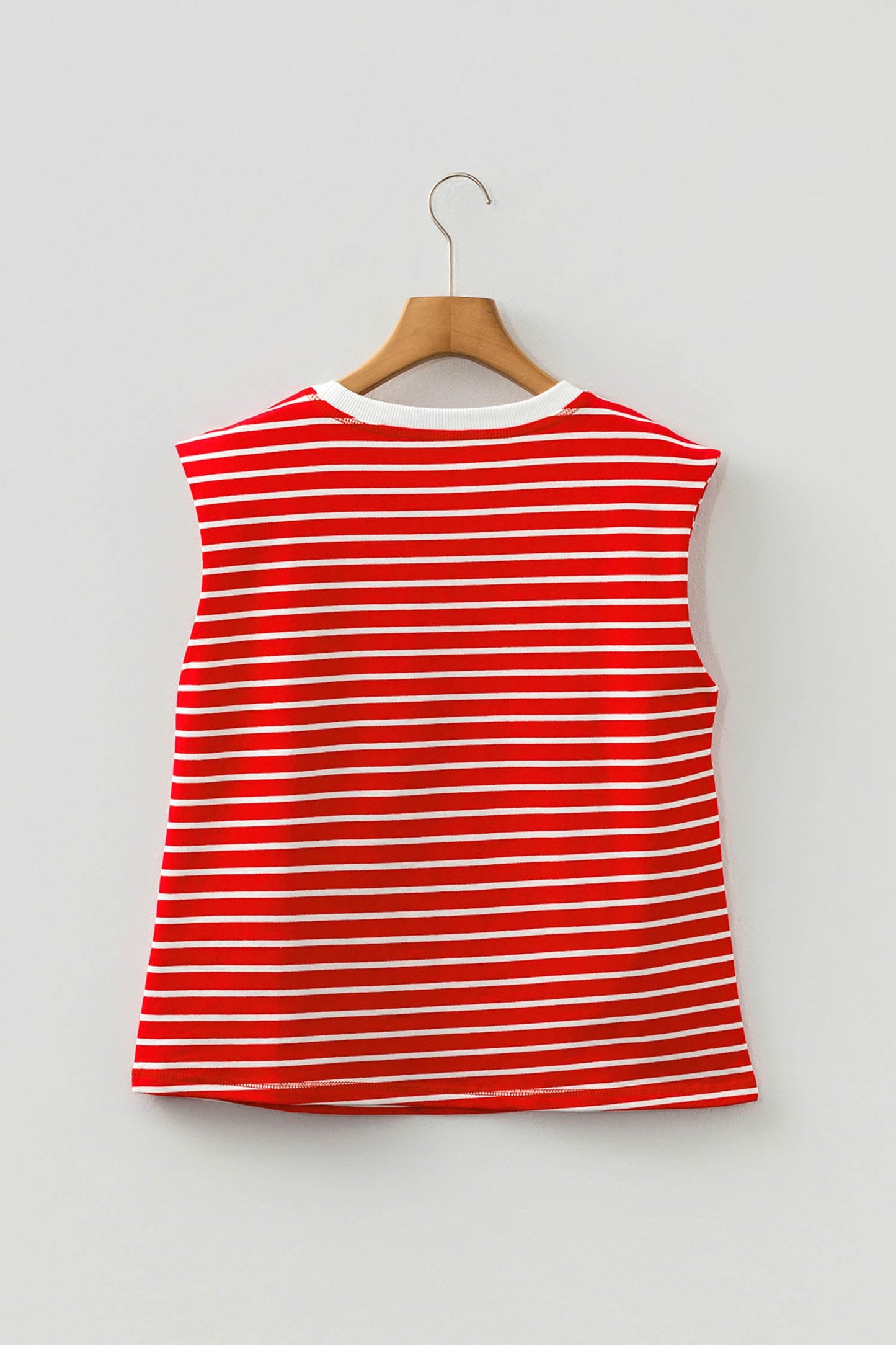 Threaded Pear Ivy Trim Loose Tank Top