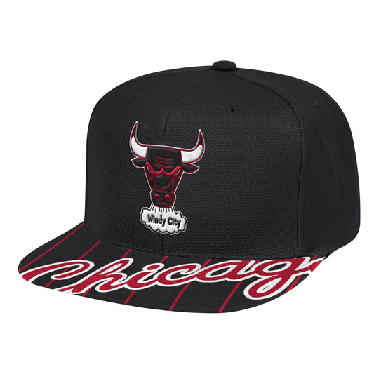 Mitchell & Ness Men's NBA Chicago Bulls Swingman Pop Snapback