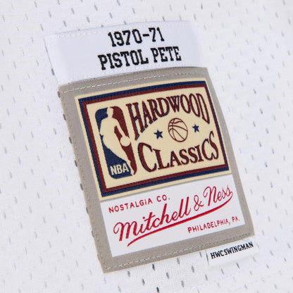 Mitchell & Ness Men's NBA White Jersey Hawks 1970 Pete Maravich