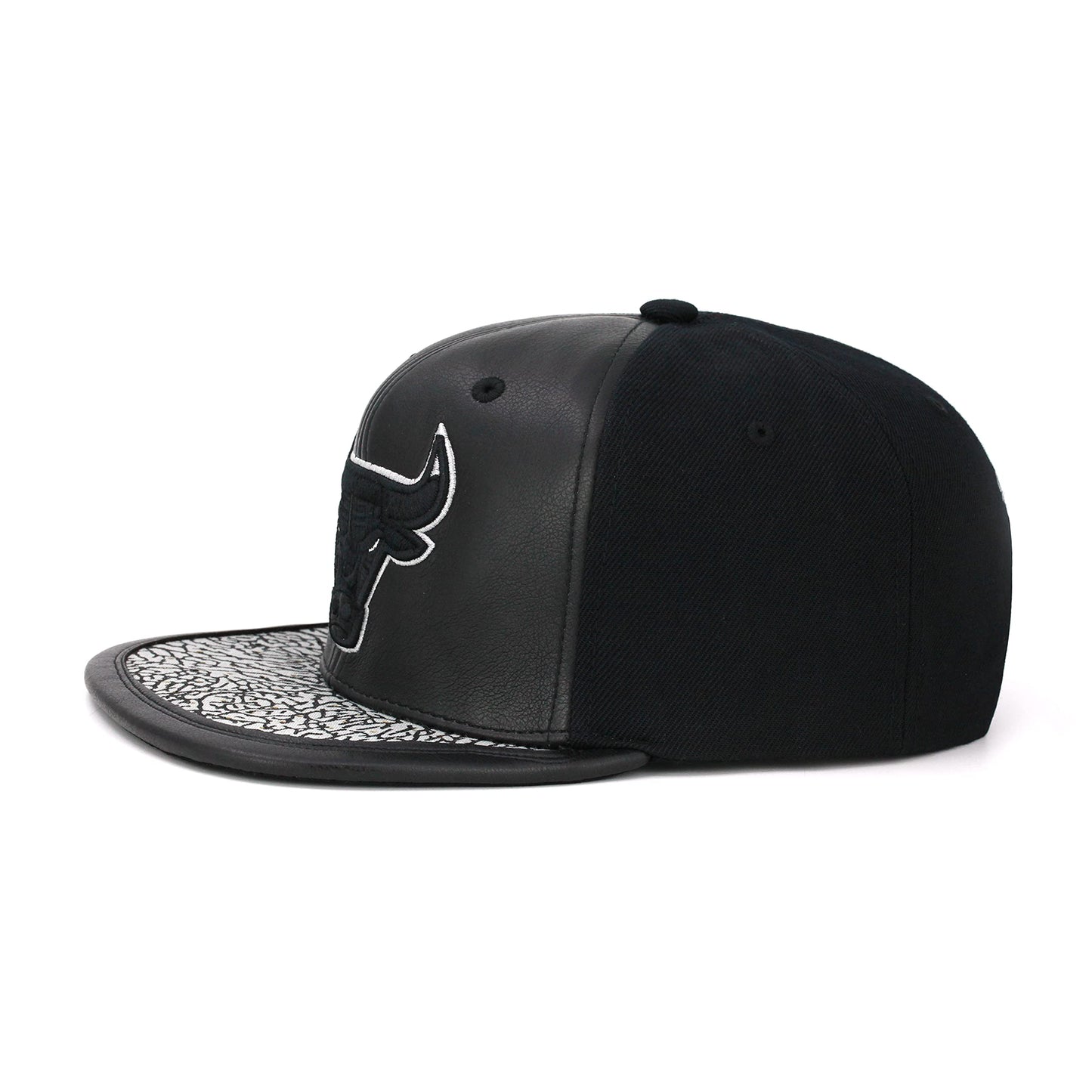 Mitchell & Ness Men's NBA Chicago Bulls Day One Snapback