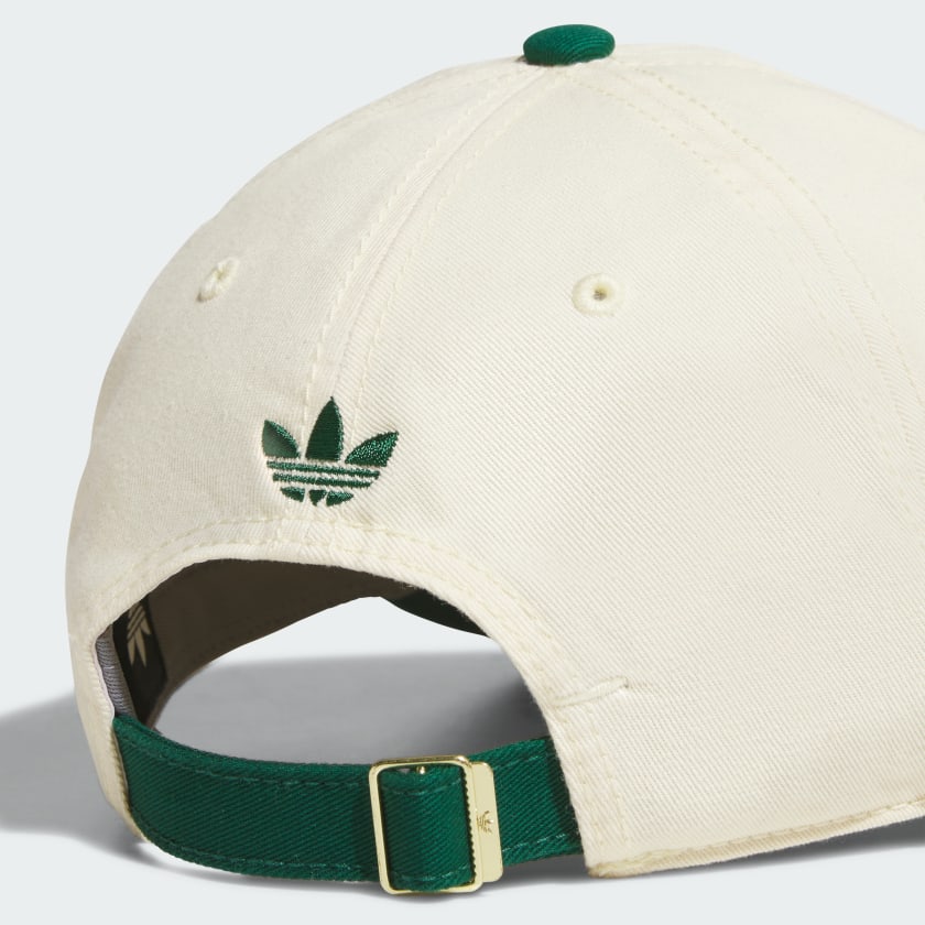 Warm Vanilla / Collegiate Green-