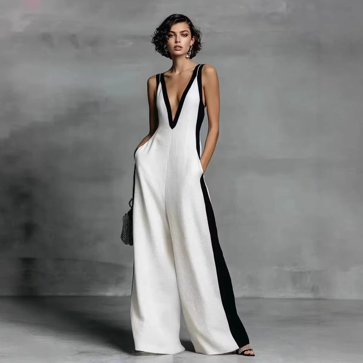 Women's Sleeveless V-Neck Contrast Color Wide-Leg Jumpsuit – Zulily
