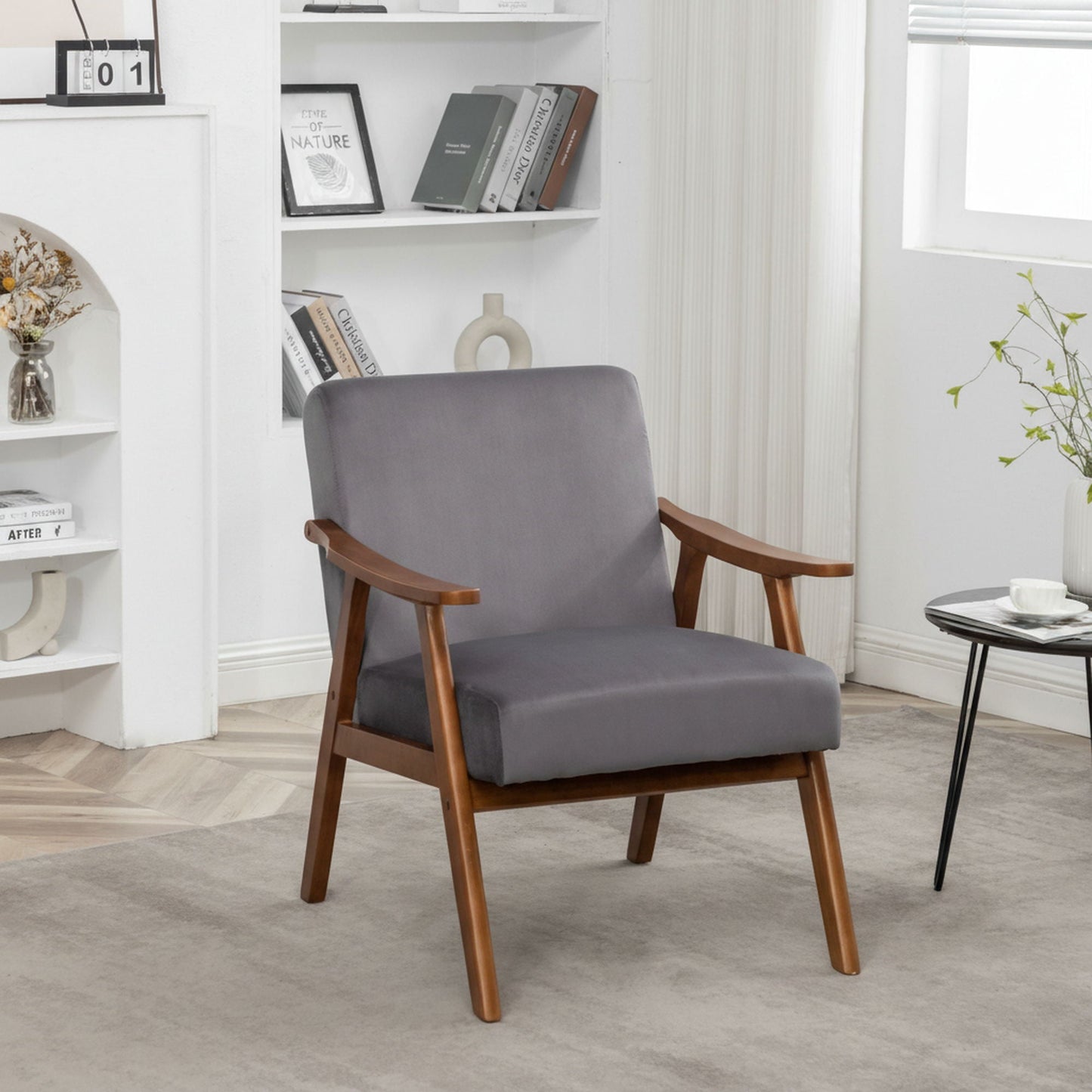 Accent Chair, Classic Mid Century Modern for Extra Seating