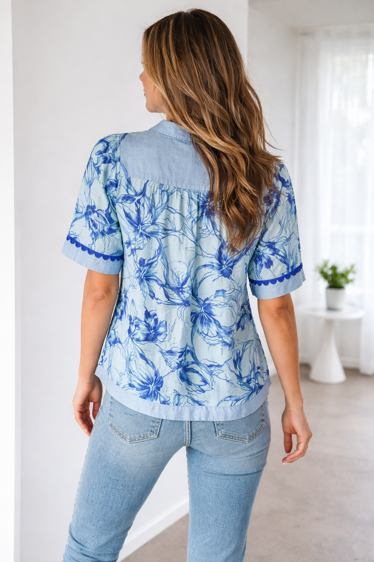 Threaded Pear Elowen Short Sleeve Floral Blouse