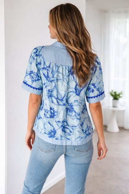 Threaded Pear Elowen Short Sleeve Floral Blouse